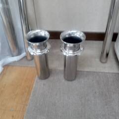 ステンレス塔婆立(3コマタイプ)・58㎜ツバ付ステンレス花立1対(2本)