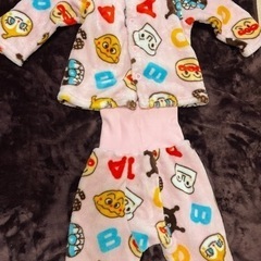 子供服　80サイズ　パジャマ