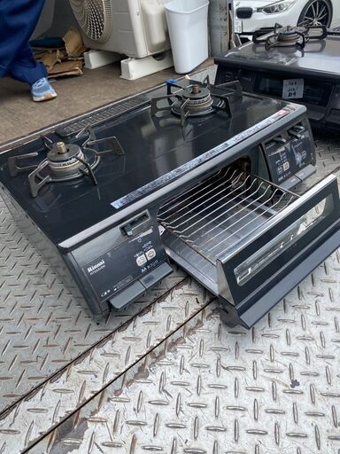 福岡市内配送無料 リンナイ都市ガス用コンロ RT63WHT-R 右側強火