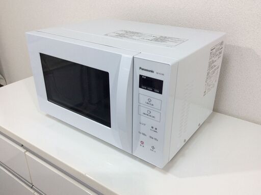 （5/18受渡済）JT8792【Panasonic/パナソニック 電子レンジ】極美品 2022年製 NE-FL100-W 家電 キッチン フラットテーブル 横開き ヘルツフリー
