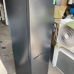 NO67❗️配送無料　2019年式 アイリスオーヤマ 冷蔵庫 162L 家庭用 幅47.4cm 冷凍室62L 右開き ブラック IRSE-16A-B スリム 省エネ 節電 大容量 静音設計 東京ゼロエミポイント