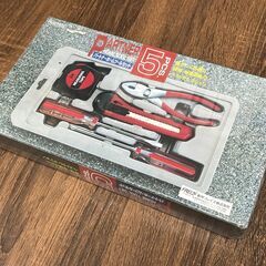 【リサイクルショップどりーむ鹿大前店】No.8592 工具セット パートナーホームツールセット R-6755 L型カッター(ストッパー付),コンビネーションプライヤー,ストッパー付メジャー(2m),プラスドライバー(No.2),マイナスドライバー(6㎜)の画像