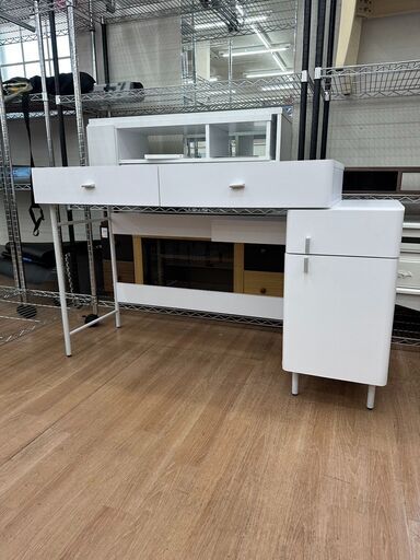 ▼値下げ▼【展示品・未使用品】ドレッサーデスク 引き出し付き キャビネット ドレッサー 幅120cm 参考価格26,990円　自社配送時代引き可(現金、クレジット、スマホ決済対応)