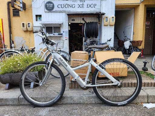 ＭＴＢ自転車　２６インチ　3x７変速　シルバー　配達可能
