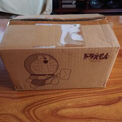 郵政限定　ドラえもん食器セット　（離島、沖縄を除き送料込み。）