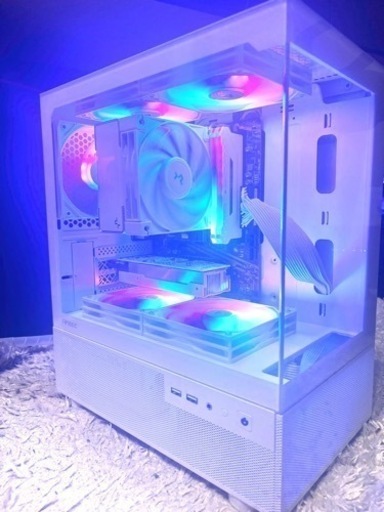【新品】白いゲーミングPC