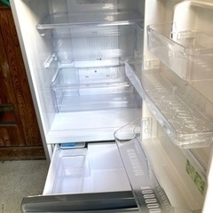 冷蔵庫　中型　3ドア冷蔵庫　271L　アクア　AQUA