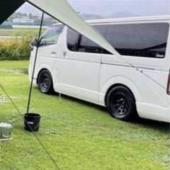 200系ハイエース　ホイールタイヤ4本セット