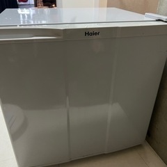 Haier 冷蔵庫　小型　　