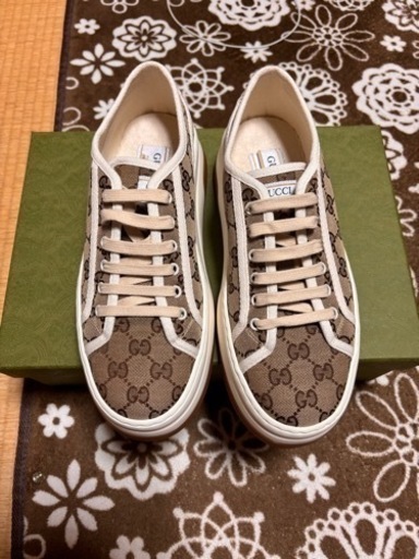 GUCCI スニーカー
