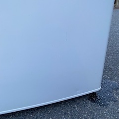 🎄☘️大阪市から阪南市まで配達設置無料🎄冷蔵庫106L 2020年🍀保証有り