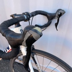 ロードバイク Defy 身長165-175cm Sora組 定価10.5万円