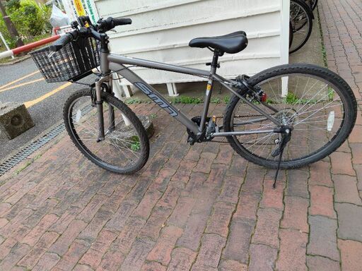 マウンテンバイク Men's bicycle with shock ups. 1 year old. Buying price 35000