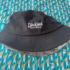 お取引終了　
新品タグ付き　Dickies 帽子