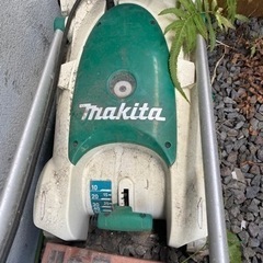 マキタ　芝刈り機