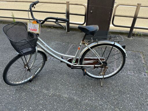 リサイクルショップどりーむ天保山店　No1169  自転車　ママチャリ　シルバー　24インチ　カゴ付き　荷台付き