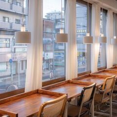 高校生、浪人生１ヶ月無料！勉強できるカフェ・自習室 − 大阪府