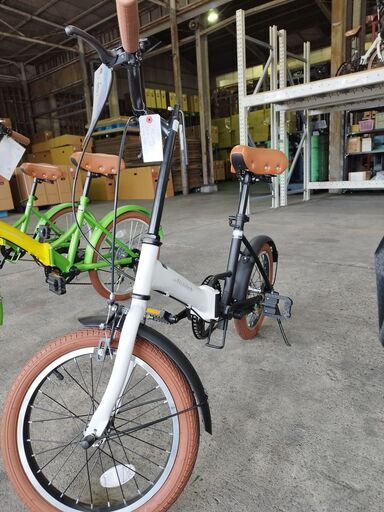 折り畳み自転車　16インチ　ミニベロ　ホワイト　9,800円★　※　大阪府　高槻市