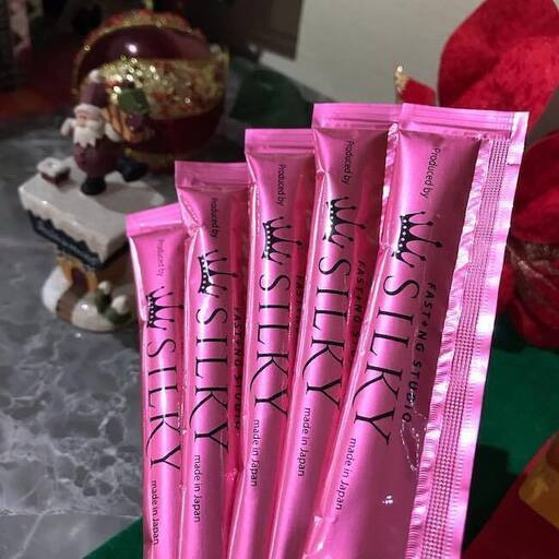 食べる化粧品Triple Brightening Jelly（梅味）ステッィクバラ　1200本ロット