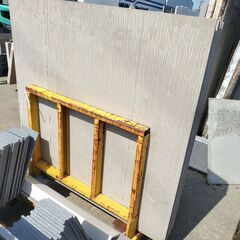 土日引き取り対応可　セラミックタイル（グレー）　19枚　DIYでお庭やお部屋を豪華に♪