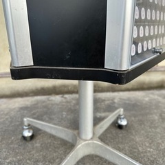 【レア】【中古品】印鑑タワー 本体 印鑑付き