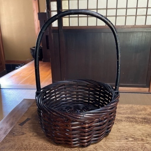 バスケット　カゴ