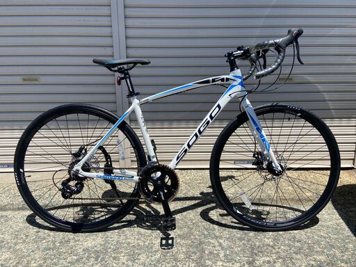 【新品★未使用】ロードバイク シマノ製14段変速　高級アルミ仕様  ホワイトレッド