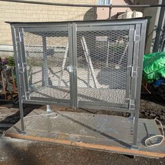 積雪対応のゴミステーション用収納ボックス