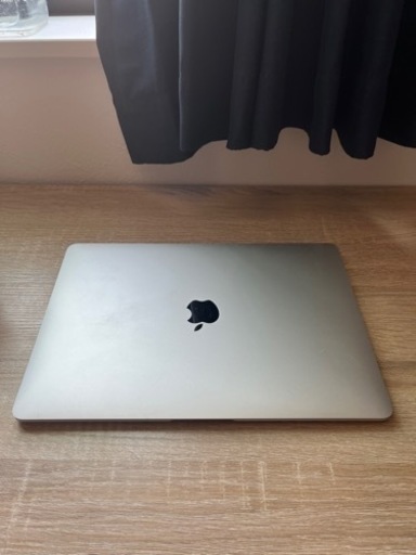 [美品] MacBook Air 2020
