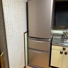 【早期引取り希望】冷蔵庫　三菱 3ドア　MR-C37X- P