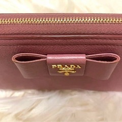 PRADA プラダ　長財布　ウォレット　美品　財布