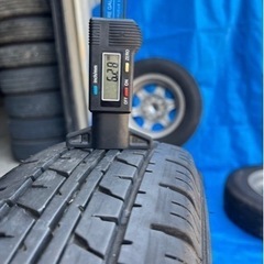 車のパーツ タイヤ、ホイール　4本セット