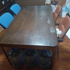 食卓テーブル