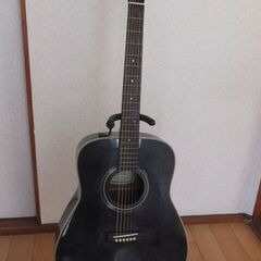 ヤマハ　ギター　黒