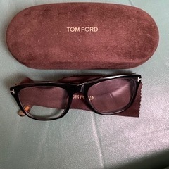 TOM FORD 伊達メガネ 