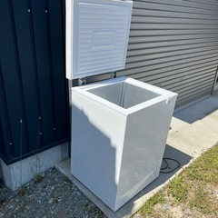 冷凍庫　98L 上開き