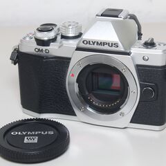 OLYMPUS/OM-D E-M10 Mark II/レンズ付き/ミラーレス一眼 ④