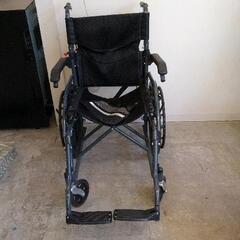 0518-045 車椅子