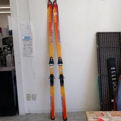0518-046 SALOMON スキー板