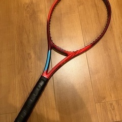 スポーツ テニスラケット　vcore98(2021)