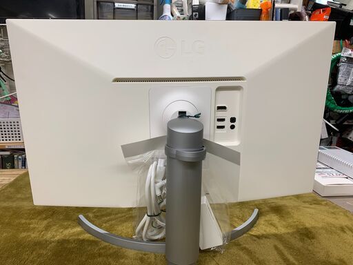 【愛品館江戸川店】LG 2022年製 27UL550-W 27型液晶PCモニター ID：131-020268-007 愛品館江戸川店】LG 2022年製 27UL550-W 27型液晶PCモニター