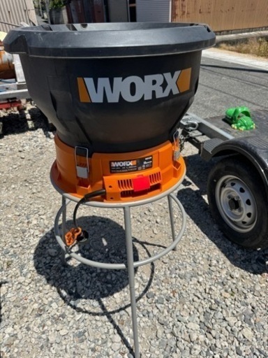 WORX社WG430 葉っぱ粉砕機