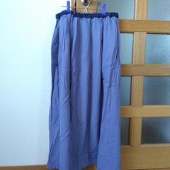 夏カラー　スカート　ブルー