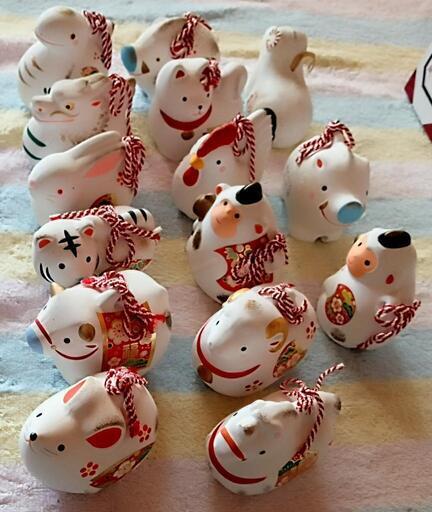 すみれ旅館の干支鈴入り焼き物コンプリートセット (ユタカ) 弘前の  