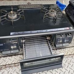 福岡市内配送無料 リンナイ都市ガス用コンロ　RT63WHT-R 　右側強火