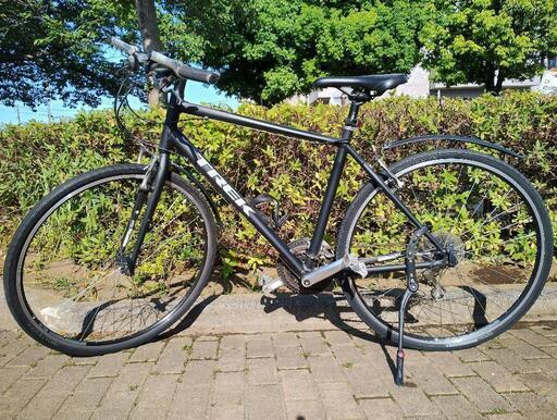 引取希望 TREK FX2 クロスバイク L