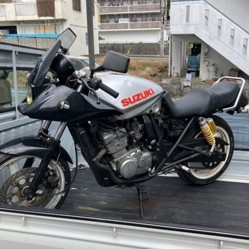 スズキ　カタナ　250 急ぎです。