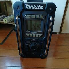 マキタ　充電式ラジオ　MR300　充電機能付き　MAKITA