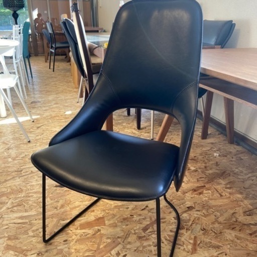 ACTUS ハイバックチェア ダイニングチェア レザー　家具 椅子 ダイニングチェア
