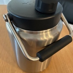イエティ ランブラー ハーフガロンジャグ　キャンプ　アウトドア